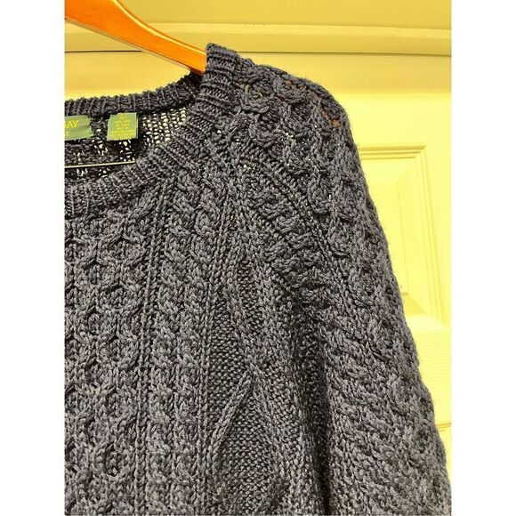 Maine Bay Hand Knit Wool Navy Cable Knit Crew Neck Sweater sz L EUC - Picture 3 of 6